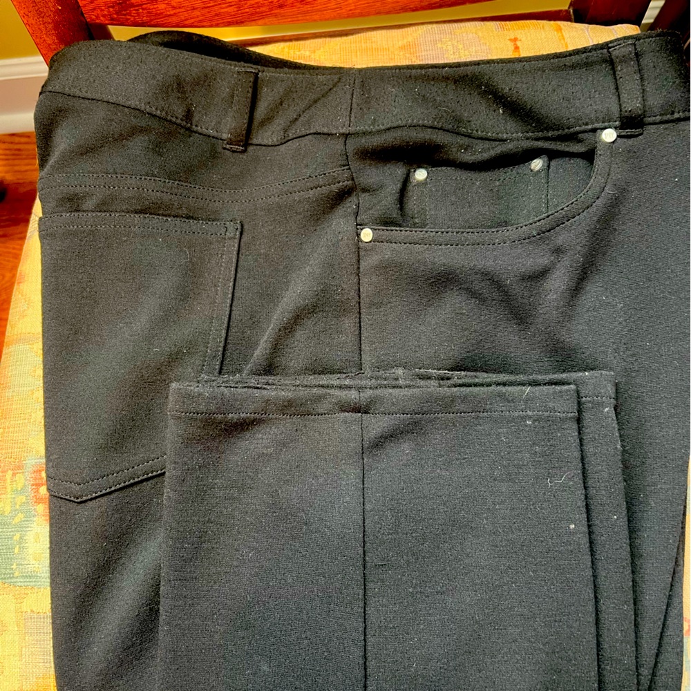 Jones New York stretch black Jean style pants